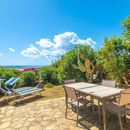 Villa Vista Mare Cala Ginepro Punta Molara Exterior photo