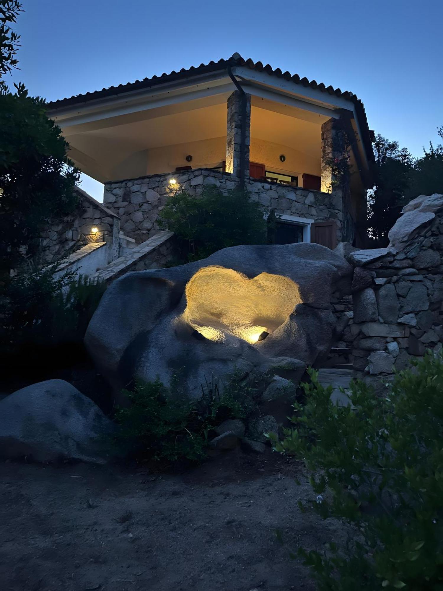 Villa Vista Mare Cala Ginepro Punta Molara Exterior photo
